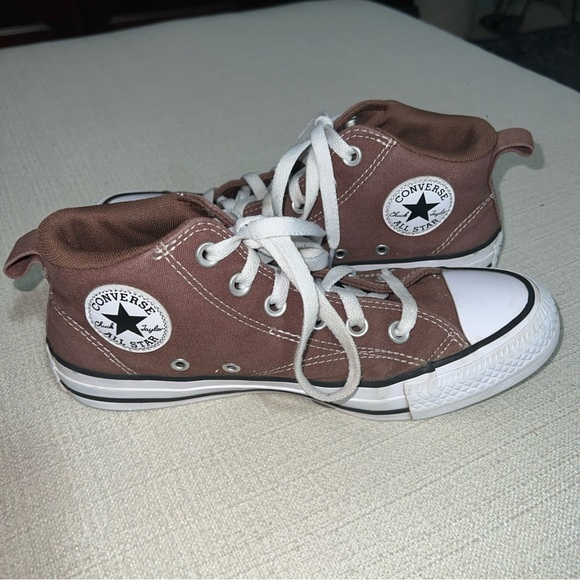 Chuck Taylor All Star Mid GS 'Malden Street - Bear Nap Brown' Size 6Y - Picture 8 of 11